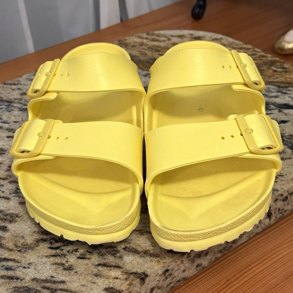 Birkenstock Arizona Yellow Two-Strap Buckle Adjustable Slide Sandals EU 41